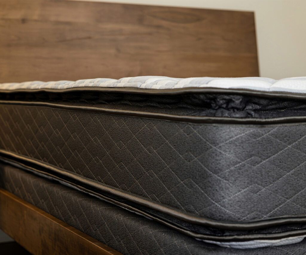 Cropped HLM Emerald Pillow Top